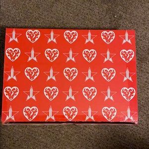 Jeffree Star Deluxe Valentine Mystery Box in Large